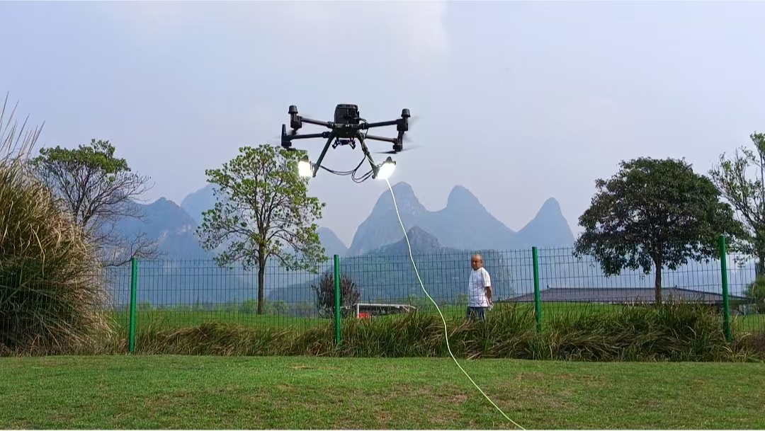 系留無人機